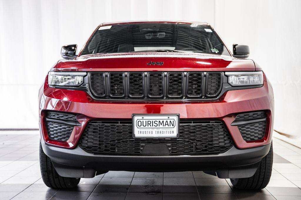 new 2025 Jeep Grand Cherokee car, priced at $42,206