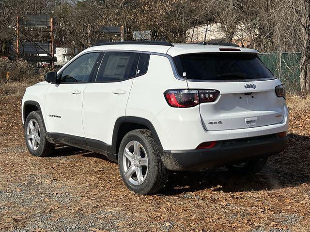 new 2024 Jeep Compass car, priced at $30,690