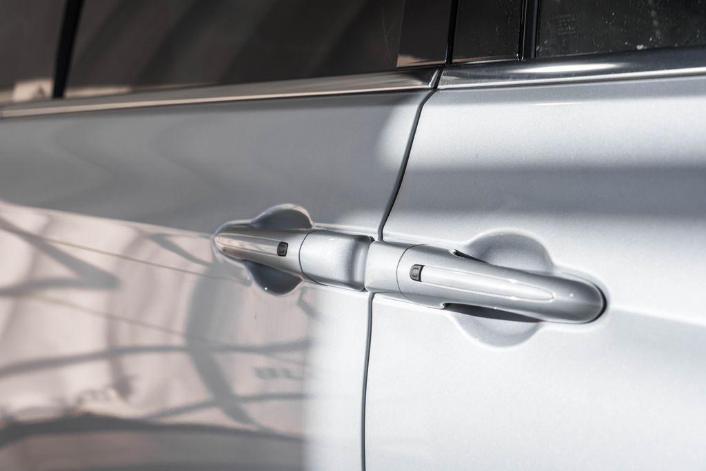 new 2026 Chrysler Pacifica car, priced at $42,515