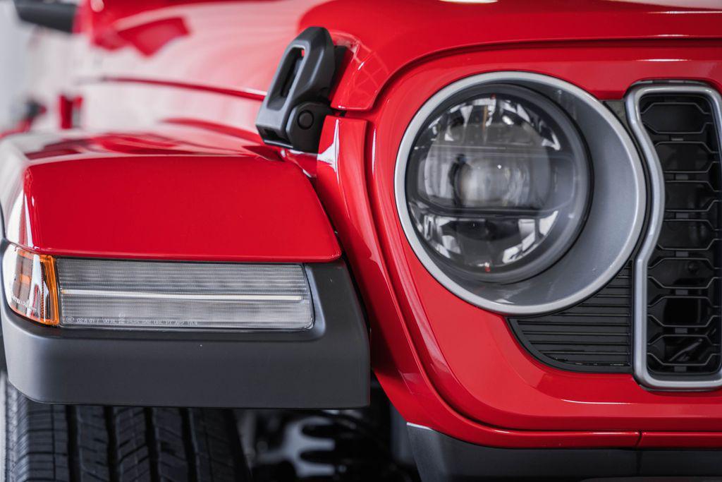 new 2026 Jeep Wrangler car, priced at $51,578