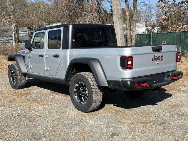 new 2024 Jeep Gladiator car, priced at $53,962