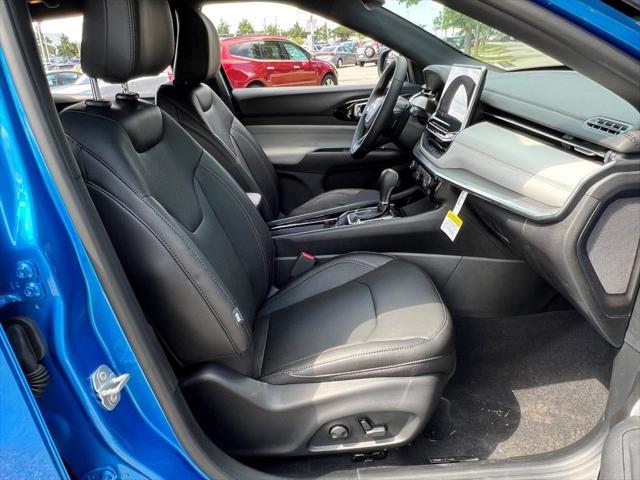 new 2024 Jeep Compass car, priced at $33,385