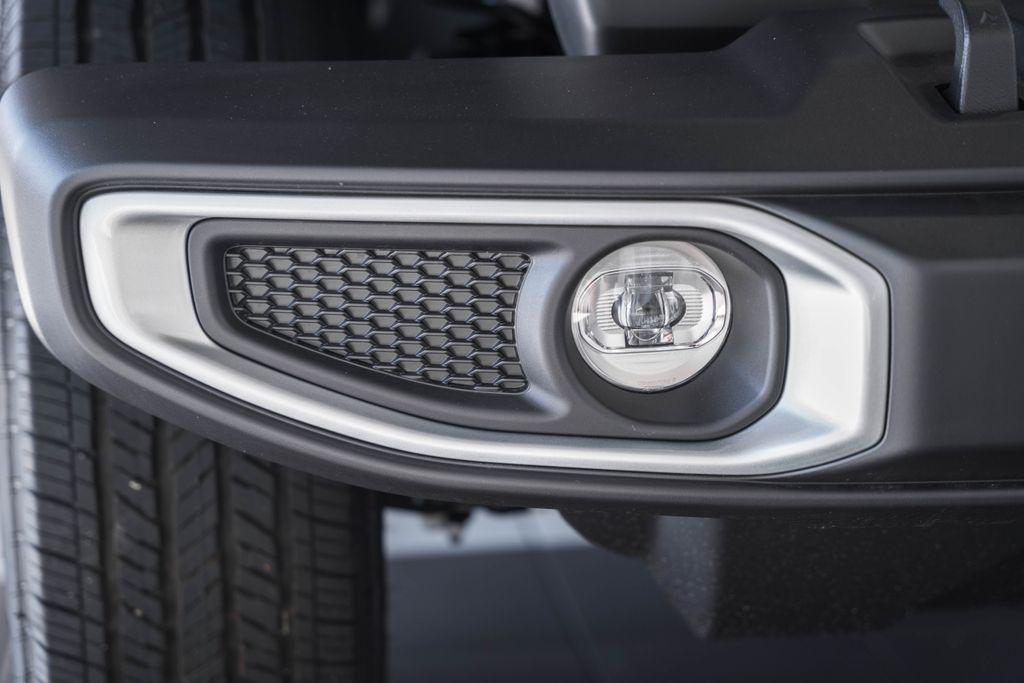 new 2026 Jeep Wrangler car, priced at $55,725