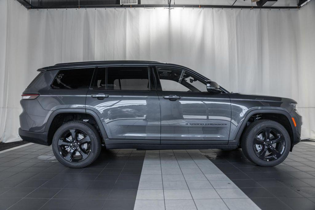 new 2025 Jeep Grand Cherokee L car, priced at $49,391