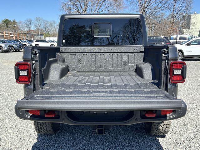 new 2024 Jeep Gladiator car, priced at $53,962