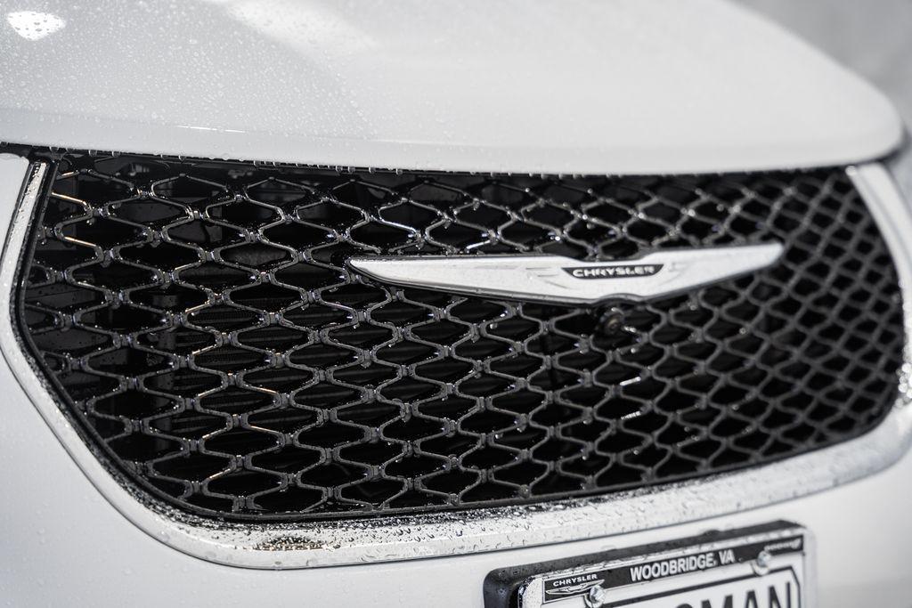 new 2026 Chrysler Pacifica car, priced at $42,392