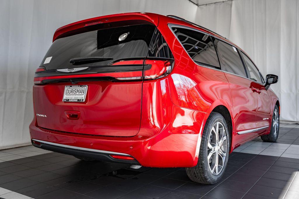 new 2026 Chrysler Pacifica car, priced at $48,676
