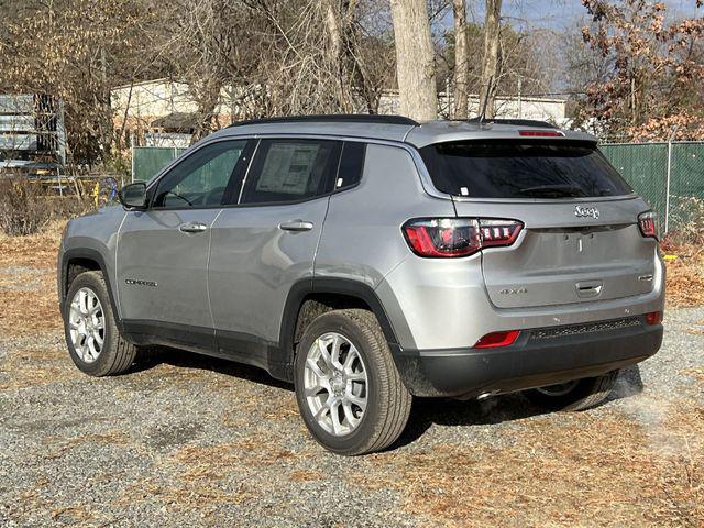 new 2024 Jeep Compass car, priced at $30,435