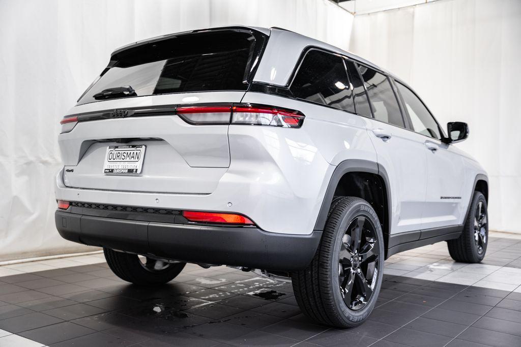 new 2025 Jeep Grand Cherokee car, priced at $41,310