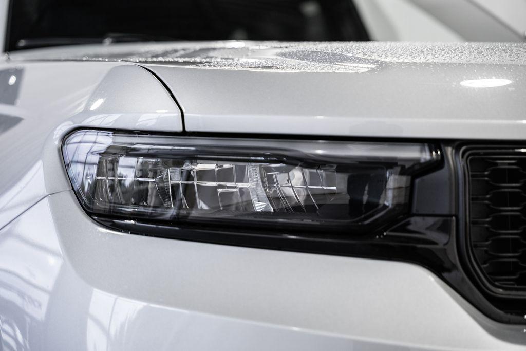 new 2025 Jeep Grand Cherokee car, priced at $41,310