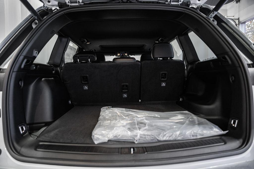 new 2025 Jeep Grand Cherokee car, priced at $41,310