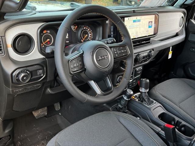 new 2025 Jeep Wrangler car, priced at $43,580