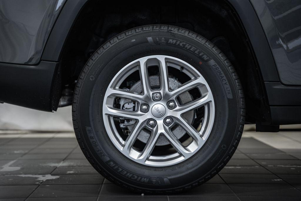 new 2025 Jeep Grand Cherokee car, priced at $36,028