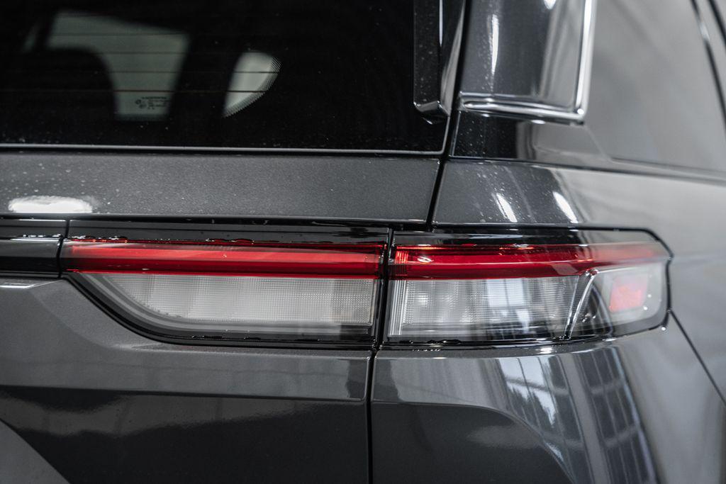 new 2025 Jeep Grand Cherokee car, priced at $36,028