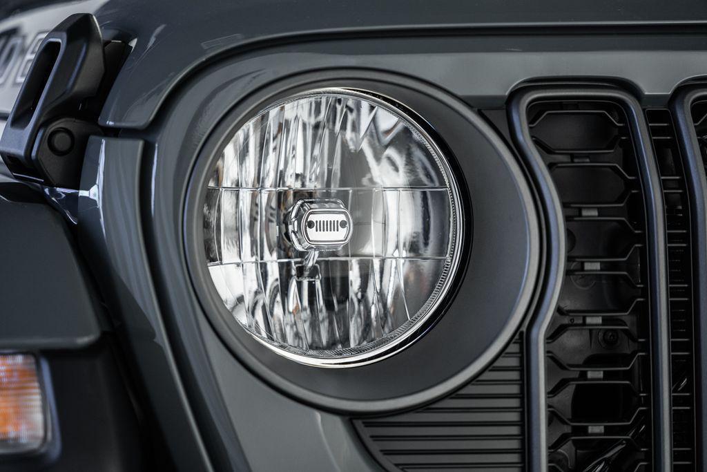 new 2025 Jeep Gladiator car, priced at $42,990