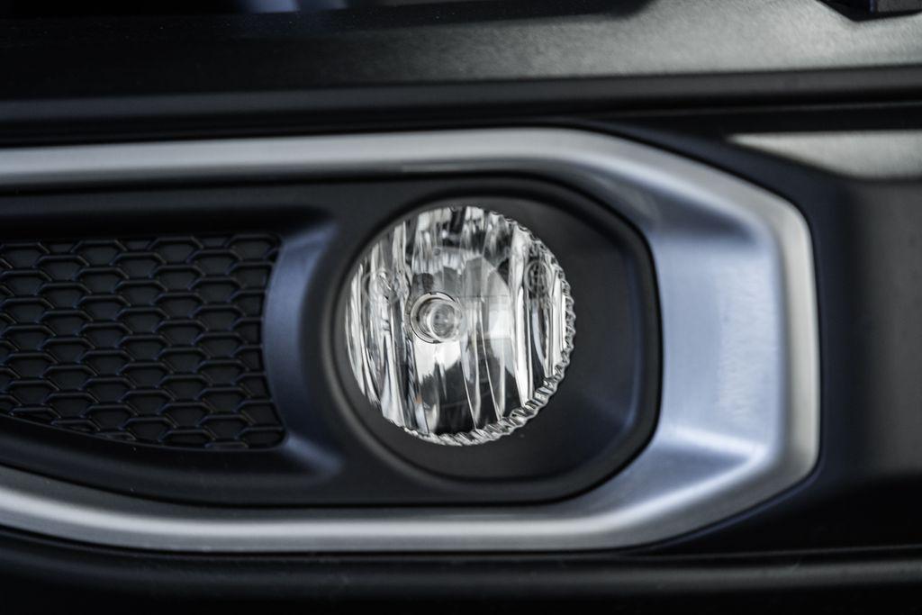 new 2025 Jeep Gladiator car, priced at $42,990