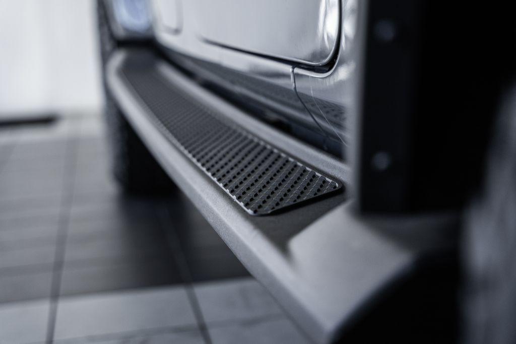 new 2025 Jeep Gladiator car, priced at $42,990