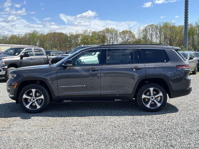 new 2024 Jeep Grand Cherokee L car, priced at $45,960