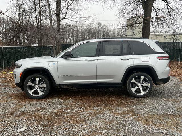 new 2024 Jeep Grand Cherokee 4xe car, priced at $54,393