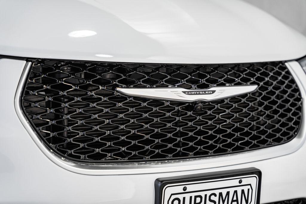 new 2026 Chrysler Pacifica car, priced at $49,306