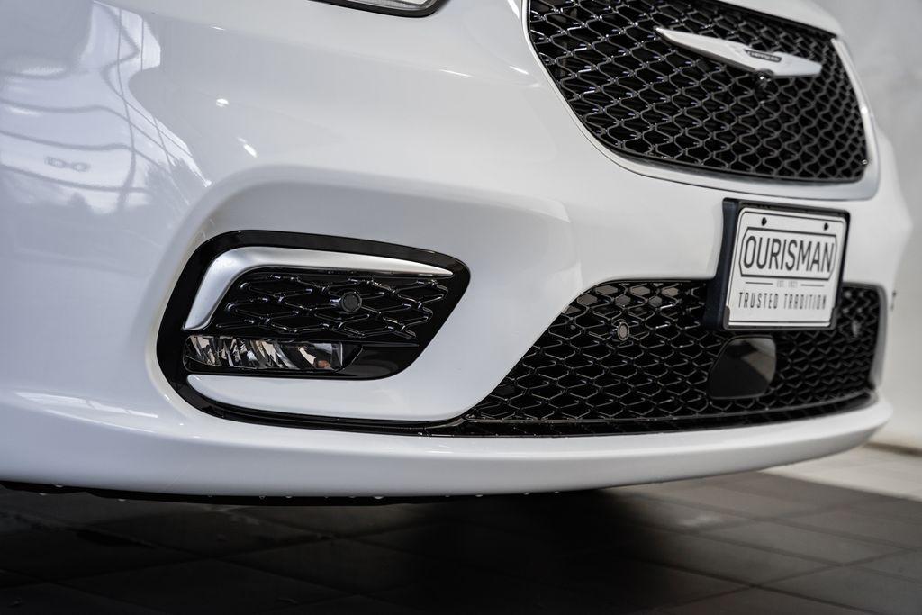 new 2026 Chrysler Pacifica car, priced at $49,306