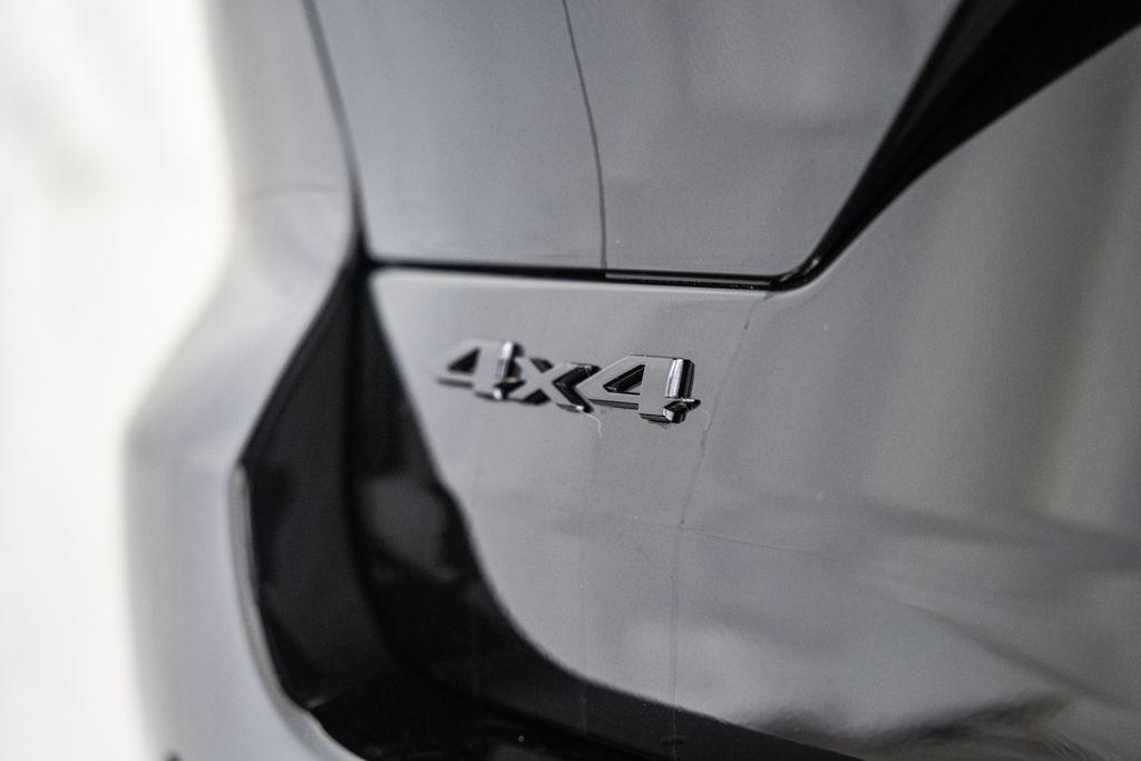 new 2025 Jeep Grand Cherokee car, priced at $40,810