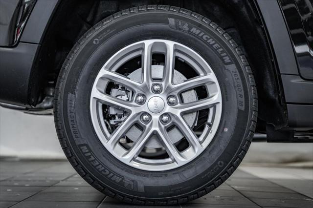 new 2025 Jeep Grand Cherokee car, priced at $38,695