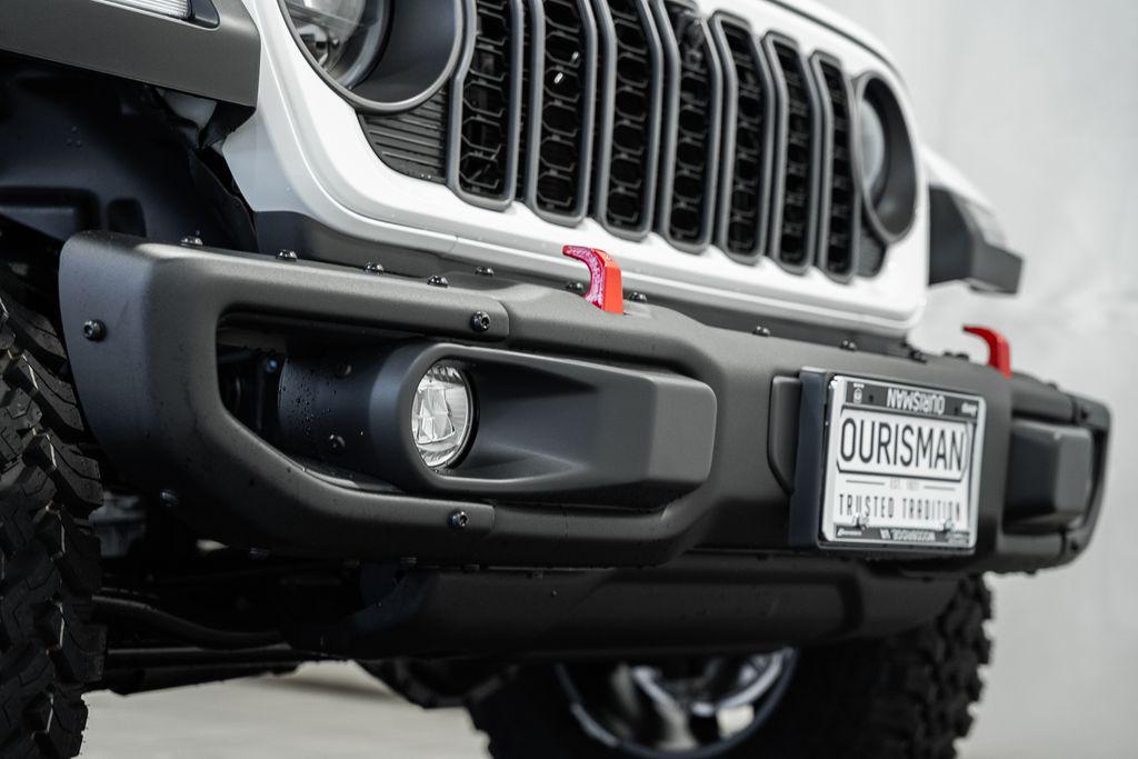 new 2025 Jeep Gladiator car, priced at $55,935