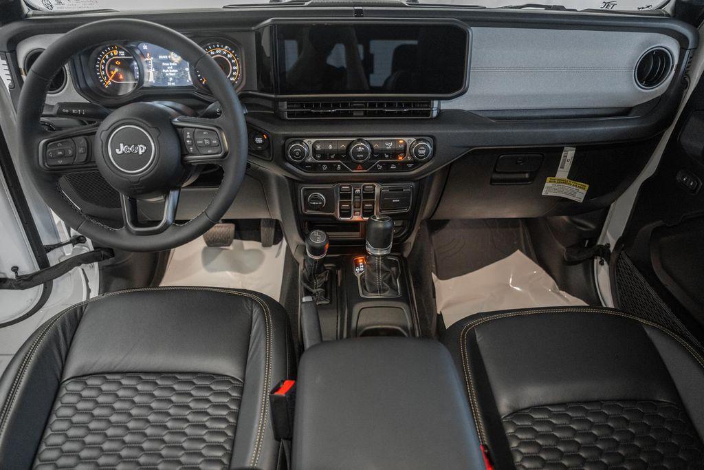 new 2025 Jeep Gladiator car, priced at $49,320