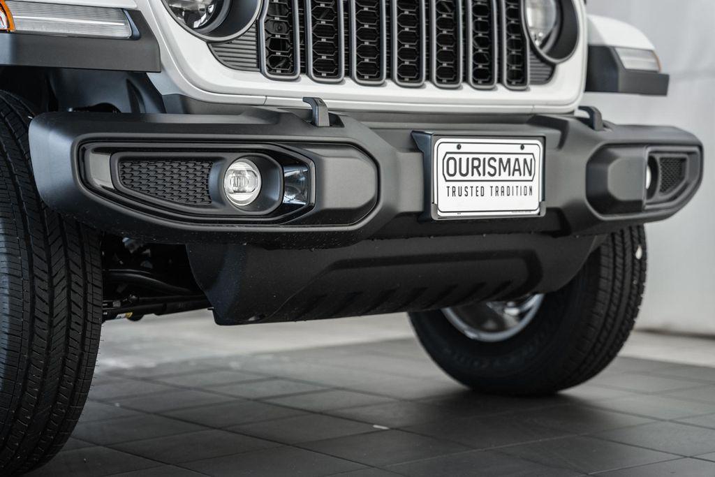 new 2025 Jeep Gladiator car, priced at $49,320