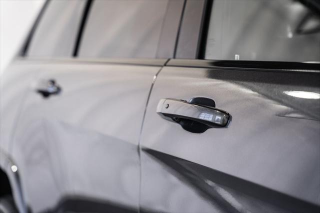used 2021 Jeep Grand Cherokee car, priced at $32,000