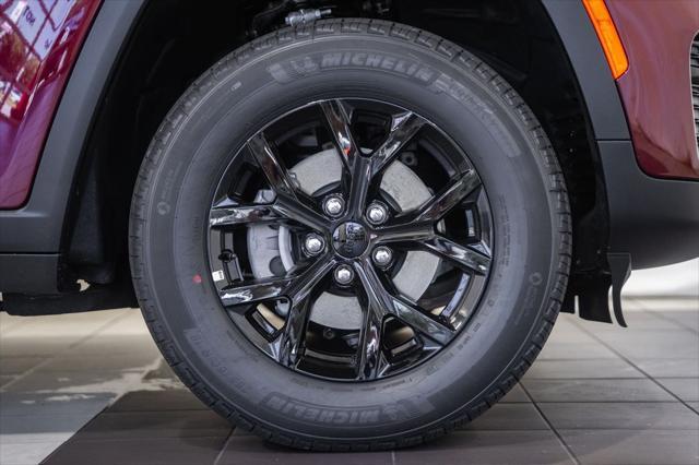 new 2025 Jeep Grand Cherokee car, priced at $39,671