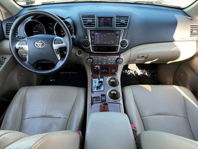 used 2013 Toyota Highlander car, priced at $16,500