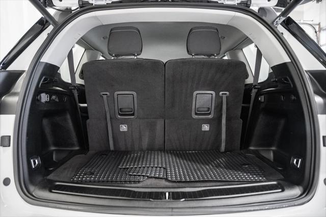 used 2023 Jeep Grand Cherokee L car, priced at $30,000