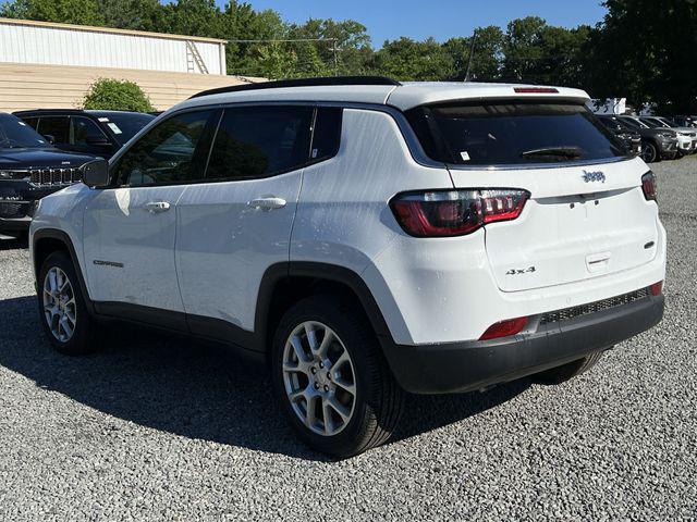 new 2024 Jeep Compass car, priced at $31,840