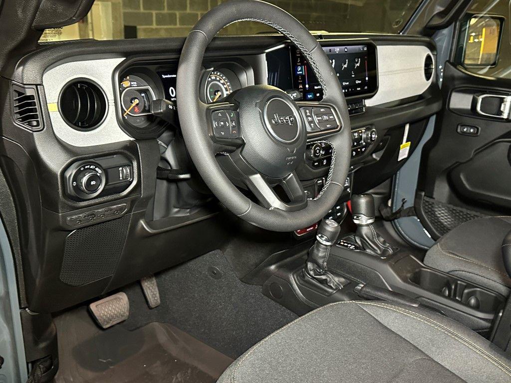 new 2025 Jeep Wrangler car, priced at $50,474