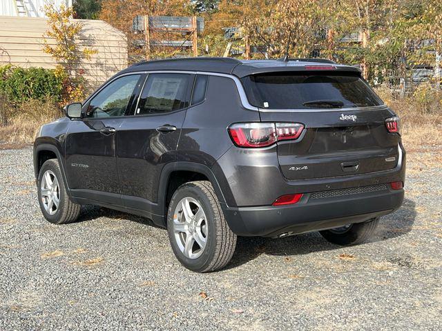 new 2024 Jeep Compass car, priced at $31,285