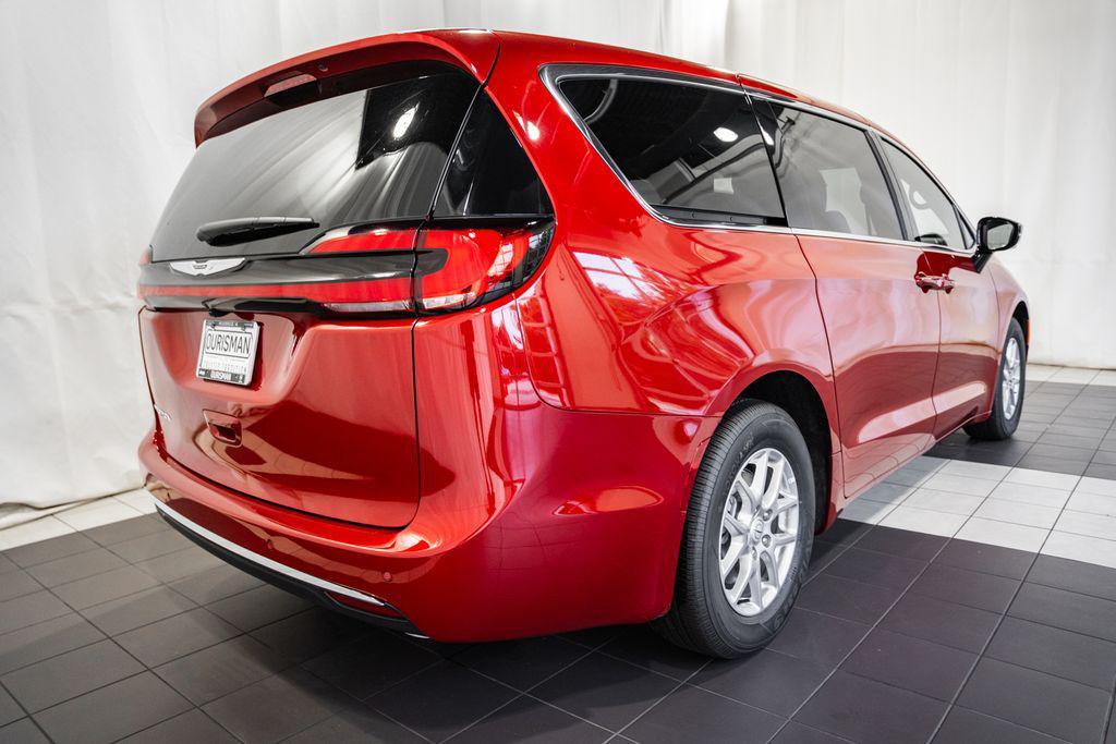 new 2026 Chrysler Pacifica car, priced at $42,768