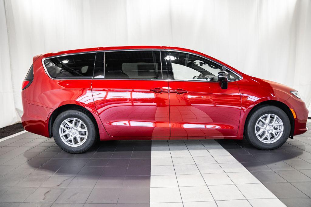 new 2026 Chrysler Pacifica car, priced at $42,768