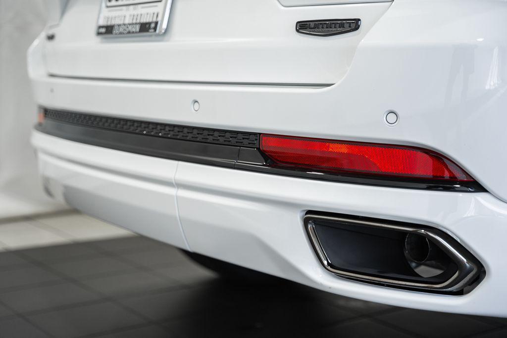 new 2025 Jeep Grand Cherokee car, priced at $60,759