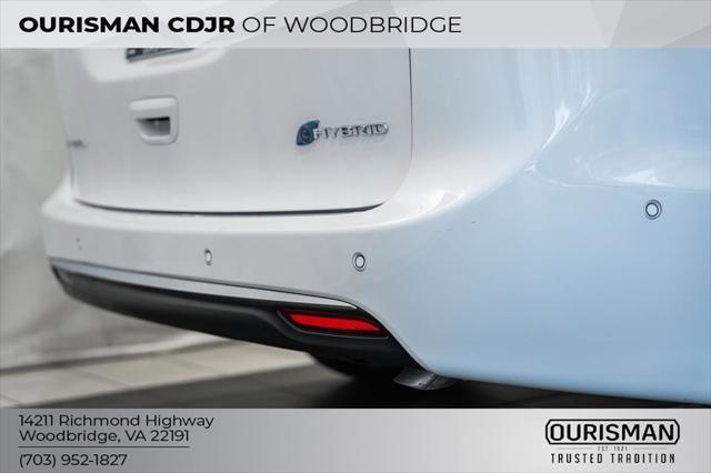 used 2024 Chrysler Pacifica car, priced at $41,500