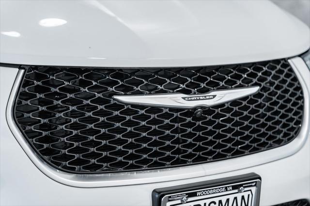 used 2024 Chrysler Pacifica car, priced at $41,500
