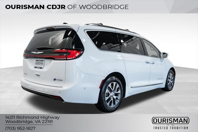 used 2024 Chrysler Pacifica car, priced at $41,500