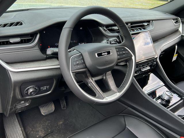 new 2024 Jeep Grand Cherokee L car, priced at $43,285