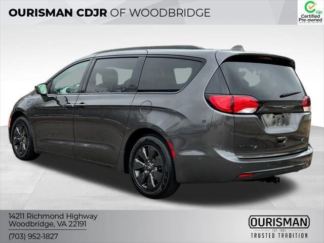 used 2019 Chrysler Pacifica Hybrid car, priced at $26,000