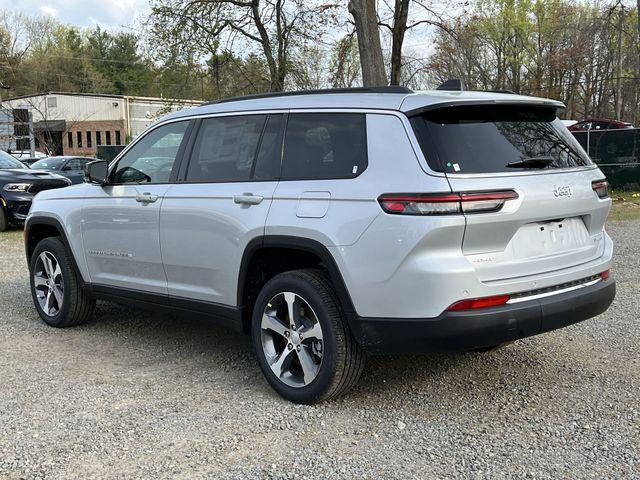 new 2024 Jeep Grand Cherokee L car, priced at $43,285