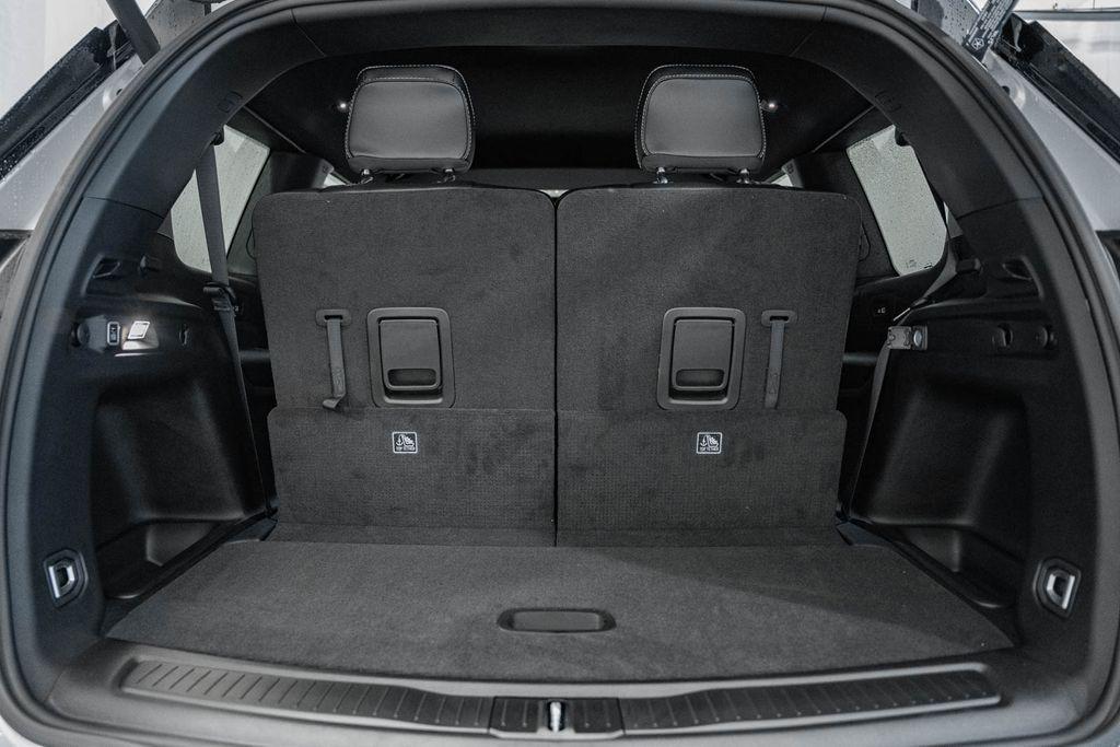 new 2025 Jeep Grand Cherokee L car, priced at $40,533
