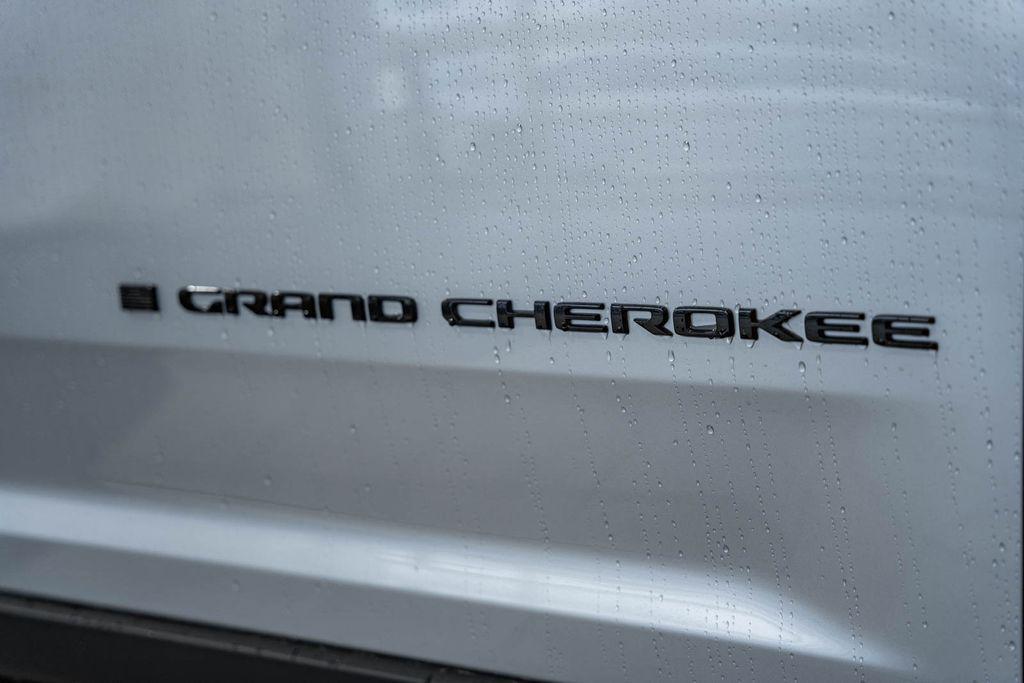 new 2025 Jeep Grand Cherokee L car, priced at $40,533