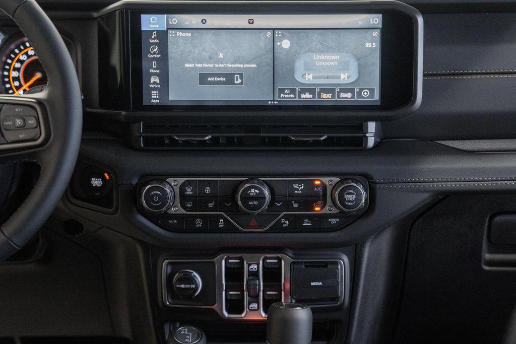 new 2025 Jeep Gladiator car, priced at $42,411