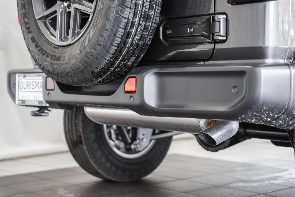 new 2026 Jeep Wrangler car, priced at $45,725